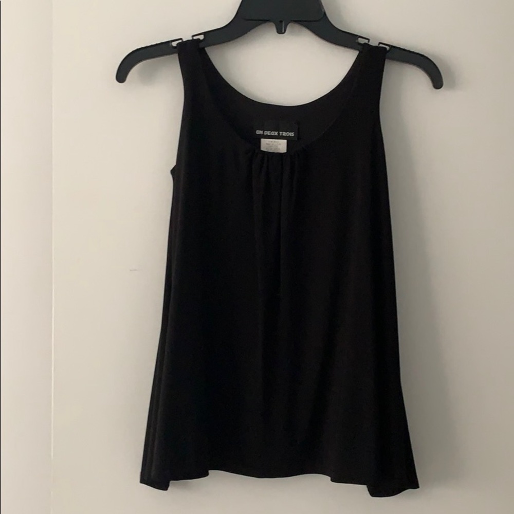 Un Deux Trois Flowy black dress up tank